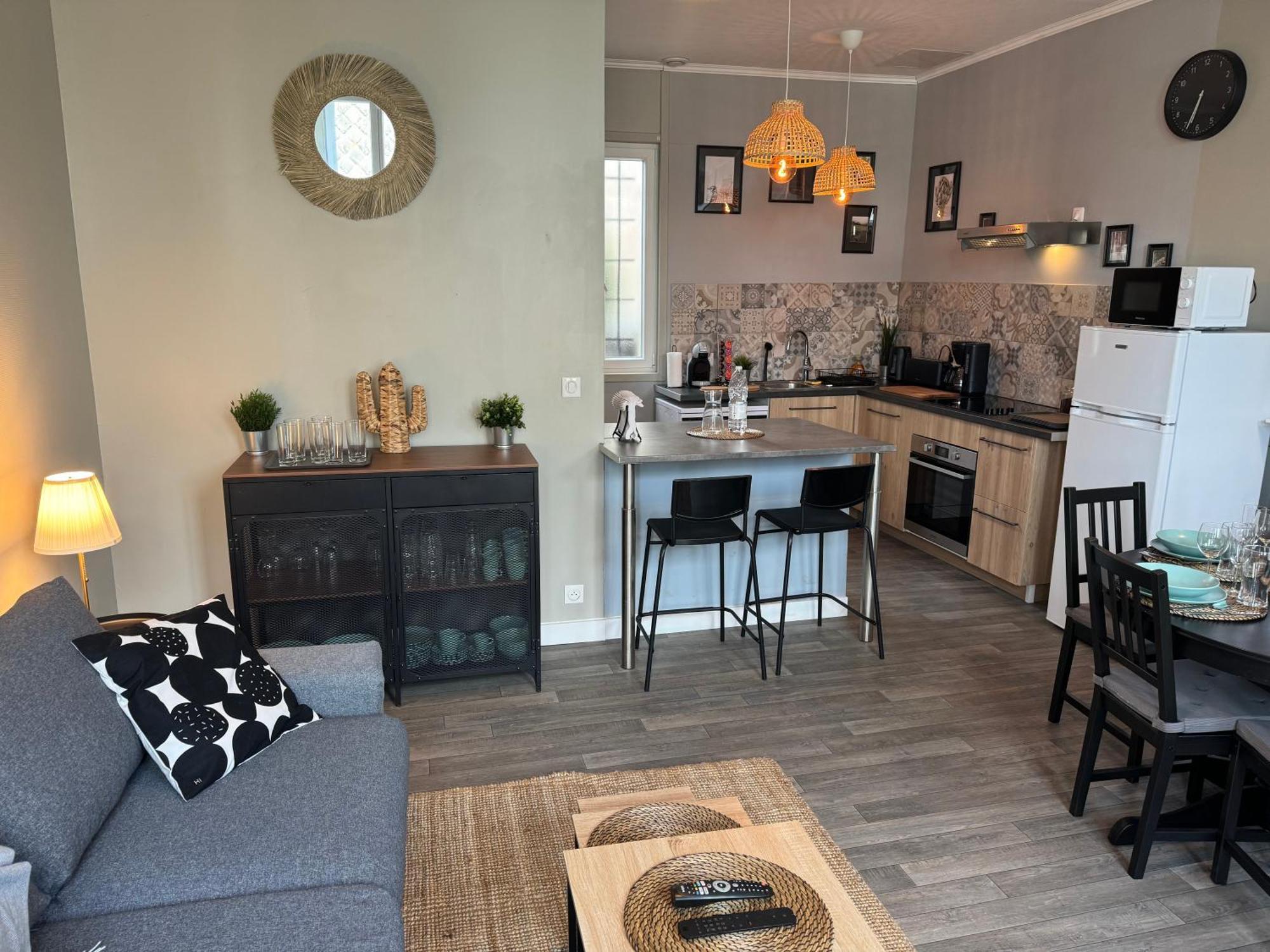 Belle Maison Medocaine Saint-Julien-Beychevelle Bagian luar foto